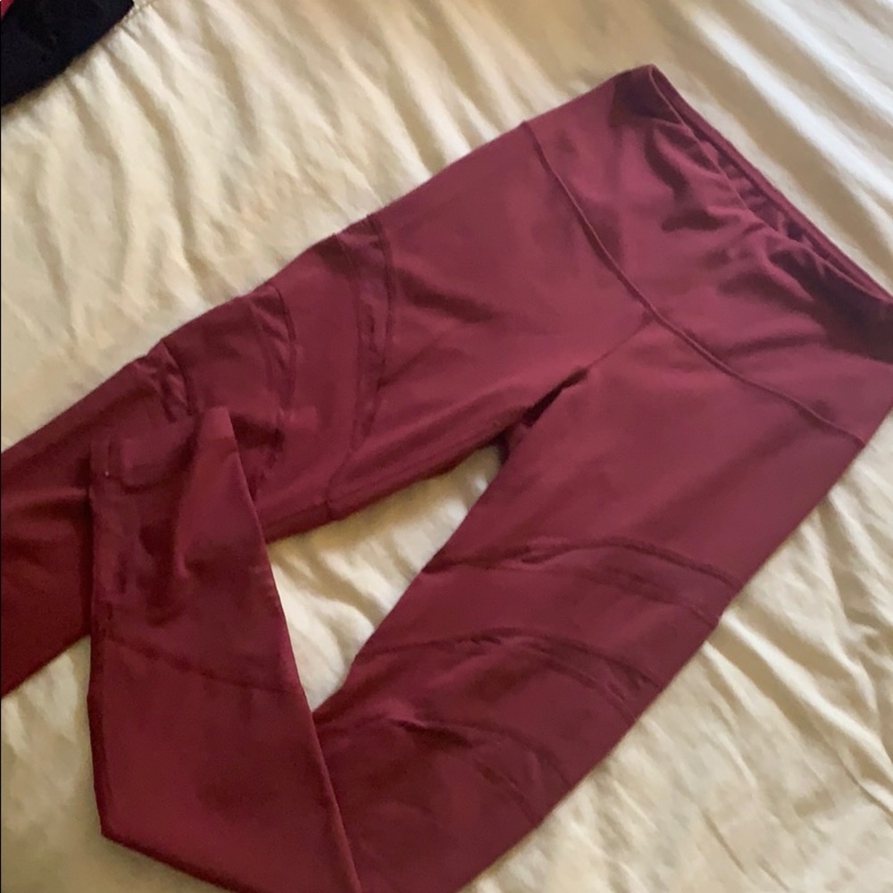 Rose colored leggings with mesh detail